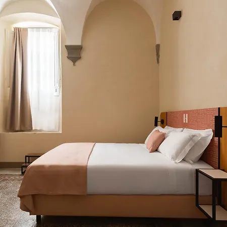 Limehome Duomo Arezzo
