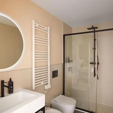 Limehome Duomo 3*