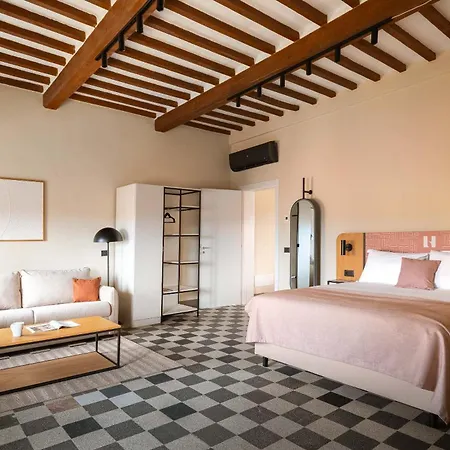 Limehome Duomo 3* Arezzo
