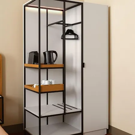 Limehome Duomo Aparthotel 3*